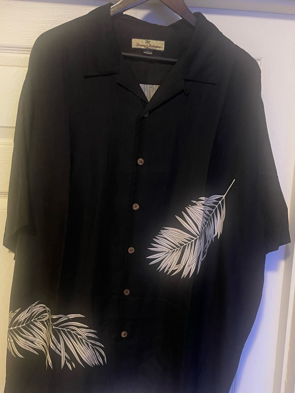 Tommy Bahama Black Camp Shirt with White Palm Fronds Sz XL